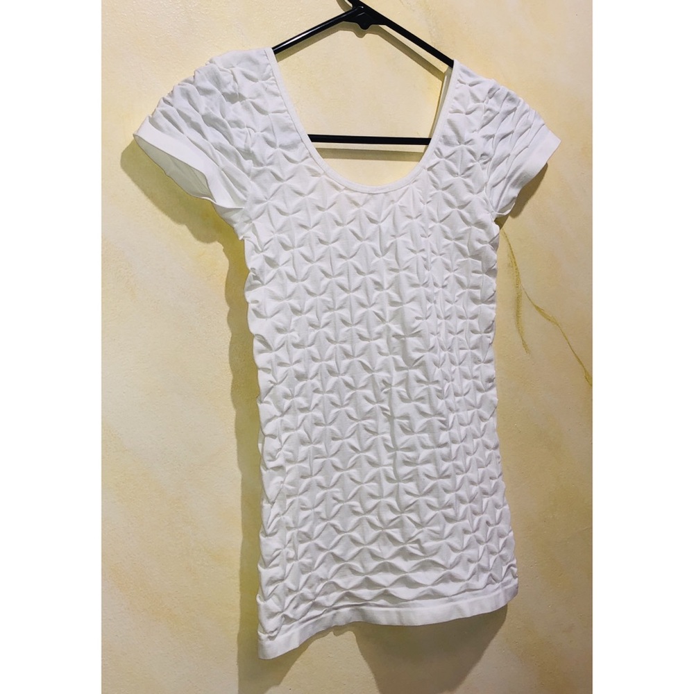 Cute! Stretchy White Fitted Blouse